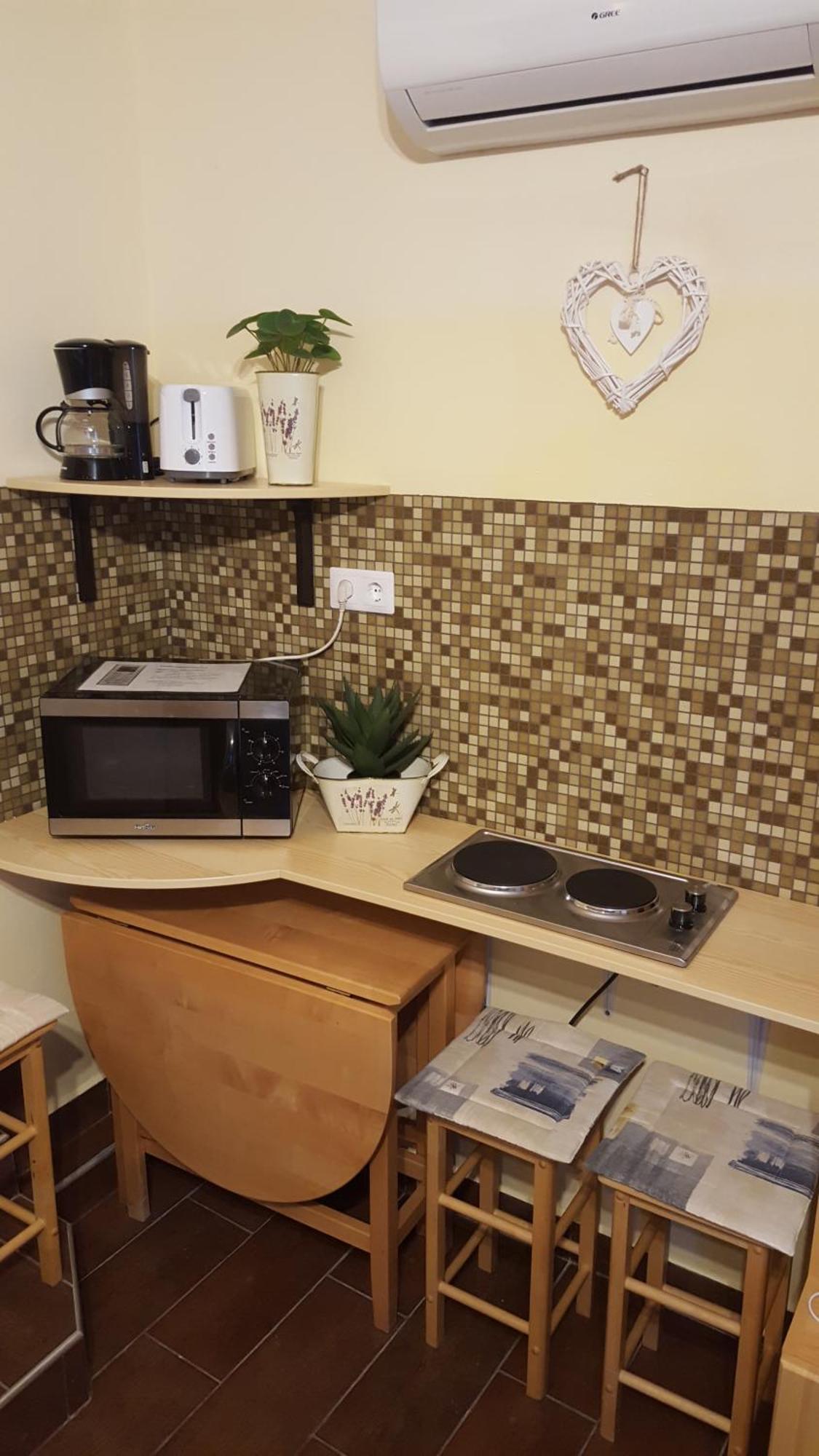 Sarreti Apartmanhaz Balatonfured Exterior photo