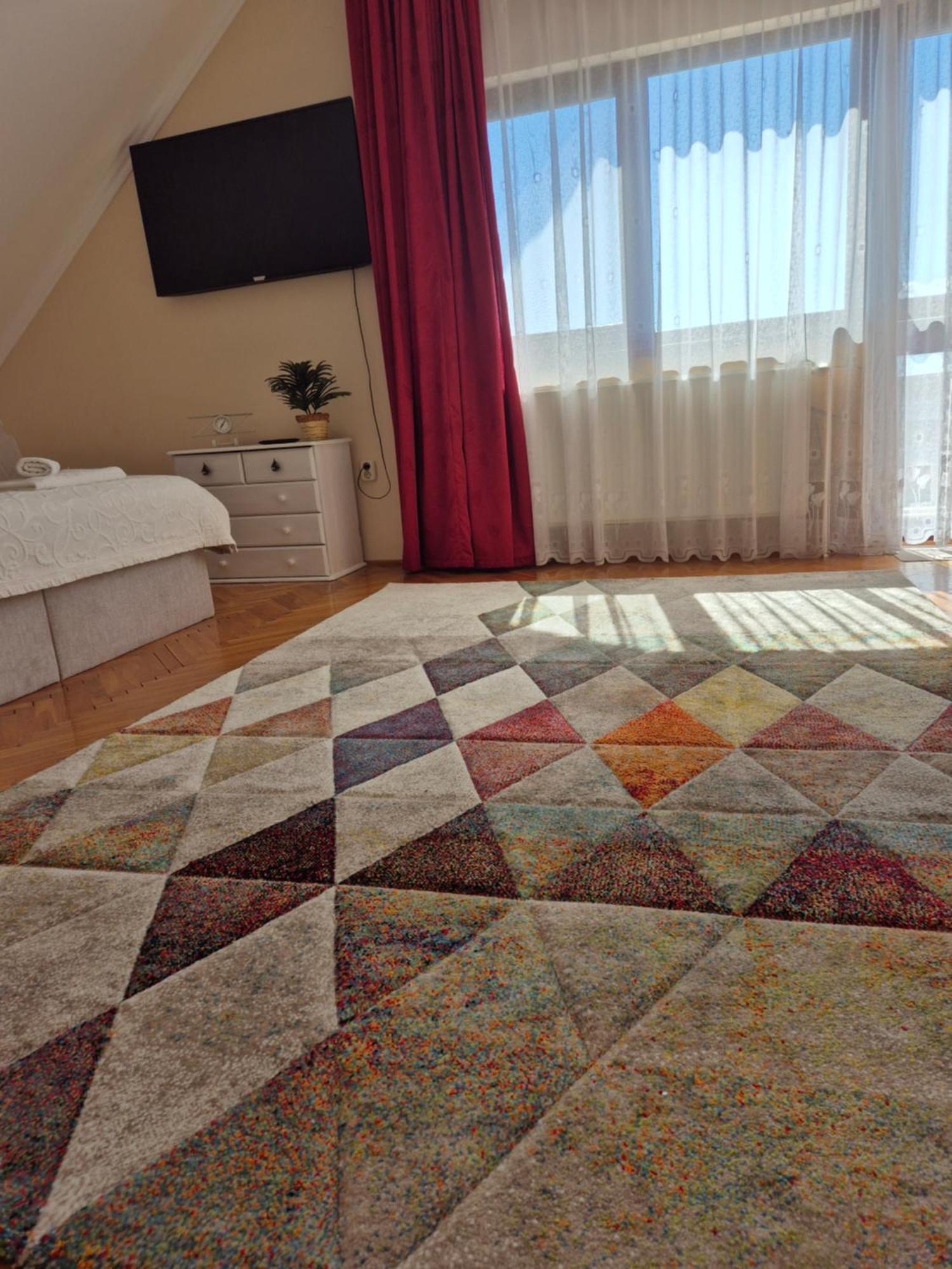 Sarreti Apartmanhaz Balatonfured Exterior photo
